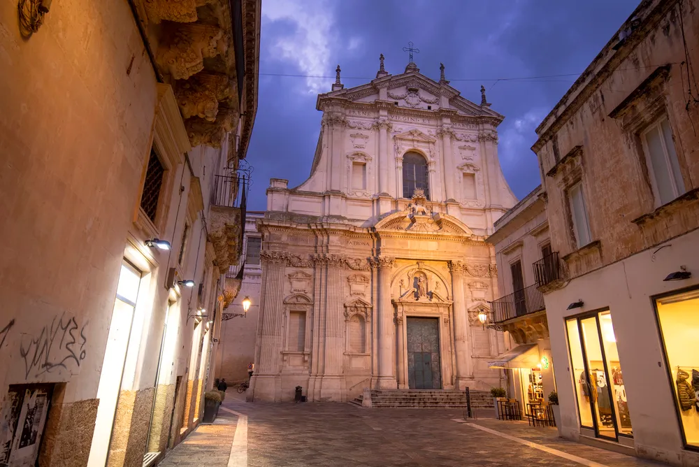 lecce preventivo noleggio bus con conducente